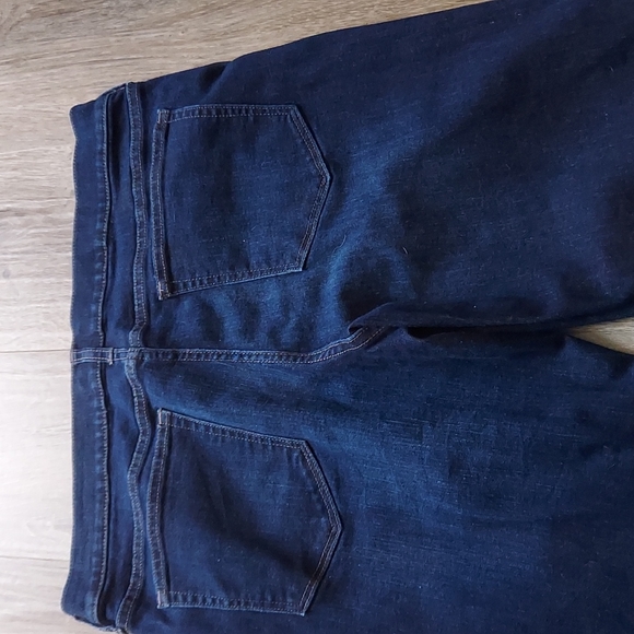 NWOT Banana Republic Jean - Picture 3 of 3